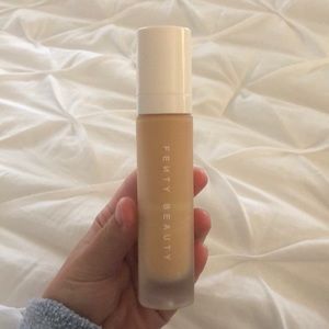FENTY BEAUTY FOUNDATION